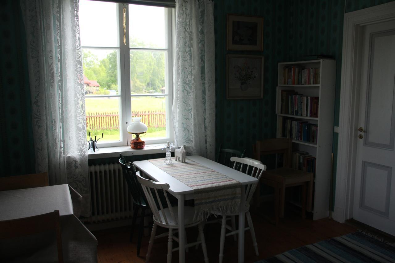 Mora Vandrarhem Och Gaesthem Vinas Exterior photo