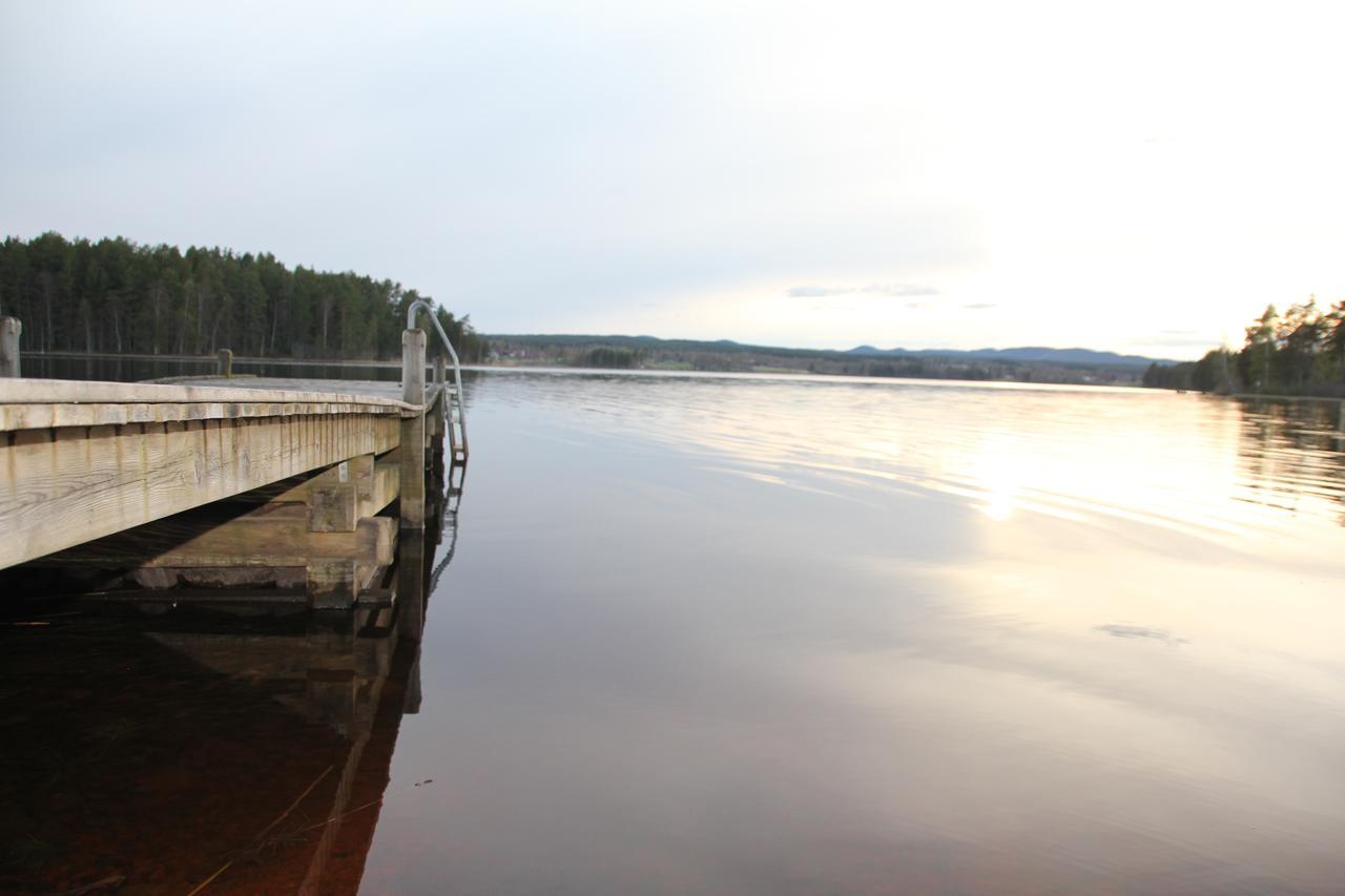 Mora Vandrarhem Och Gaesthem Vinas Exterior photo