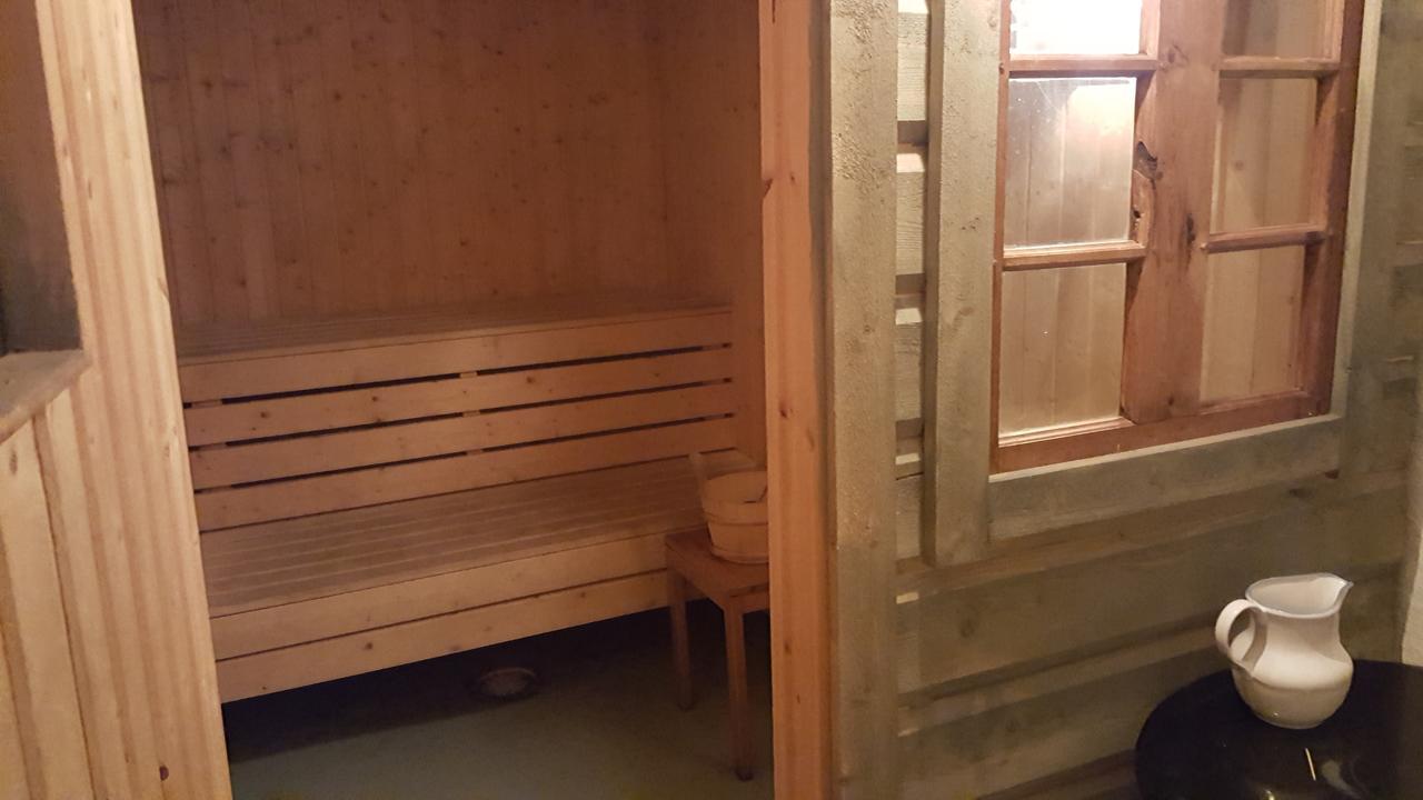 Mora Vandrarhem Och Gaesthem Vinas Exterior photo