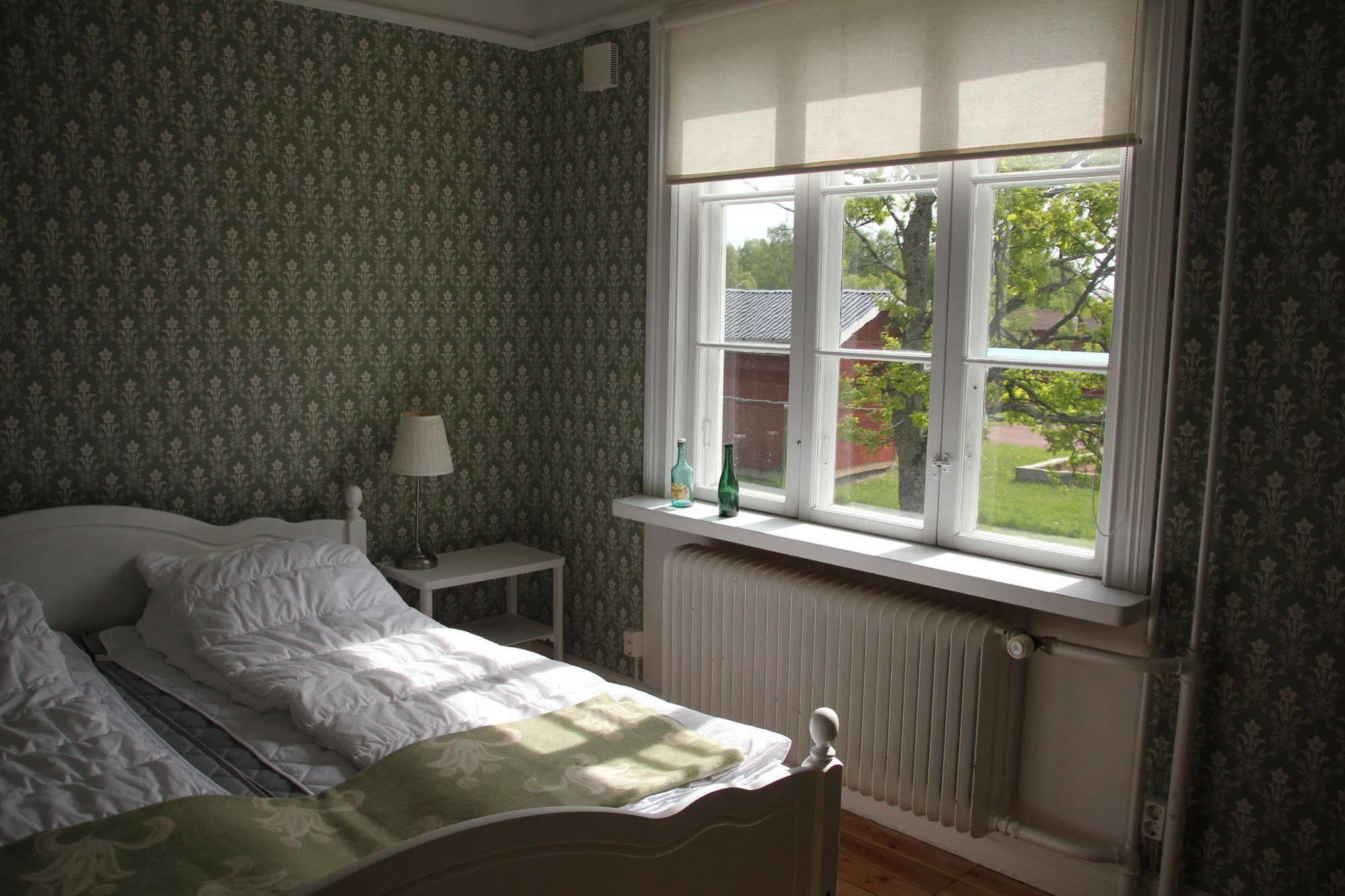 Mora Vandrarhem Och Gaesthem Vinas Exterior photo